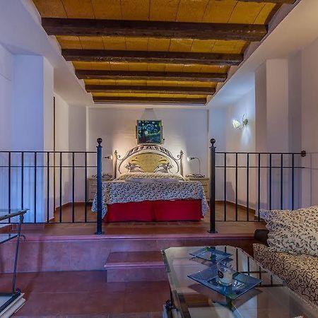 Hostal Nuevo Milan I San Clemente  Ngoại thất bức ảnh