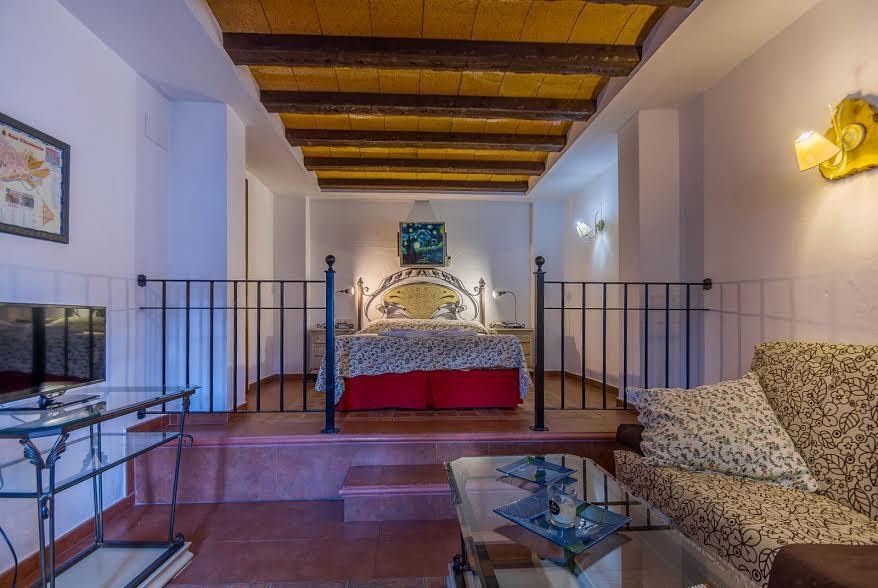 Hostal Nuevo Milan I San Clemente  Ngoại thất bức ảnh